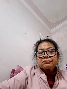 Hotestlove online show from 12, 2, 2026