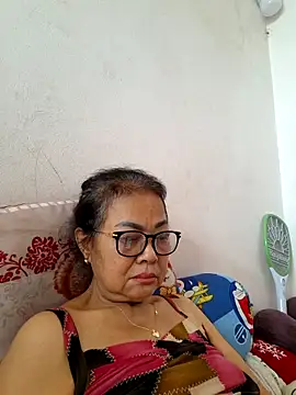 Hotestlove online show from 4, 4, 2026