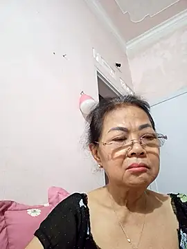 Hotestlove online show from 12, 5, 2026