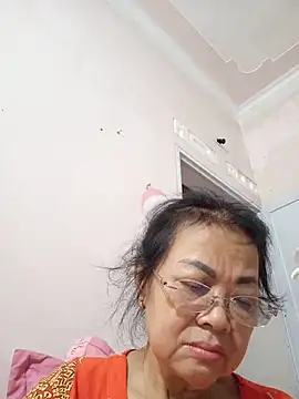 Hotestlove online show from 20, 5, 2026