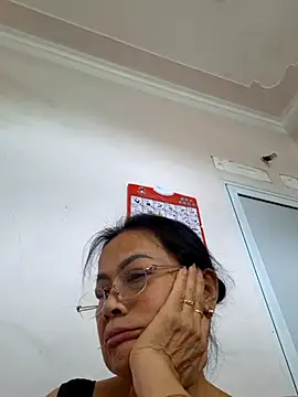 Hotestlove online show from 9, 9, 2025