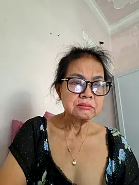 Snapshot of Hotestlove chatting on 2, 7, 2026 Hotestlove online show from 2, 7, 2026