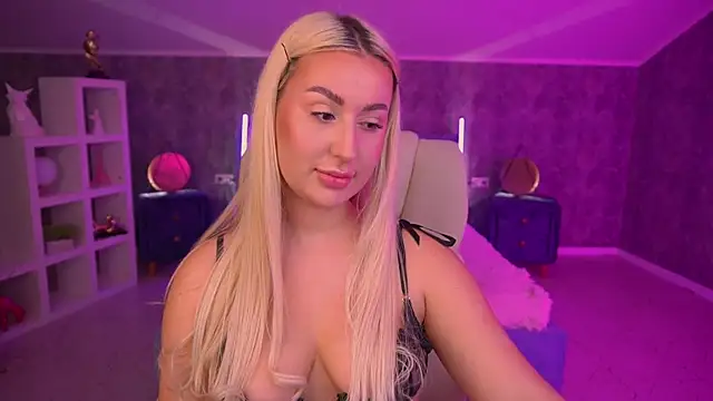 Snapshot of LiaBrazzerr chatting on 20, 5, 2026 LiaBrazzerr online show from 20, 5, 2026