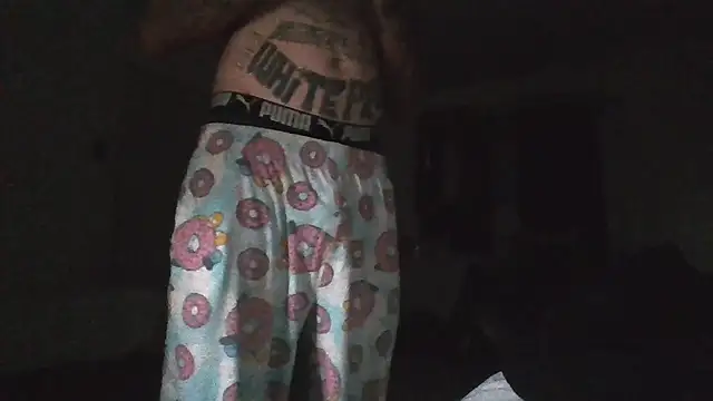 Crackkers online show from 15, 10, 2025