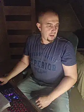 Foxyshaved online show from 7, 11, 2025