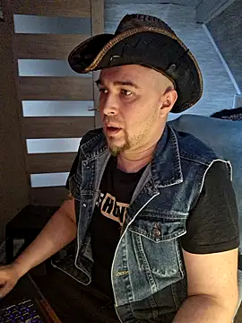 Foxyshaved online show from 25, 3, 2026