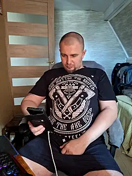 Foxyshaved online show from 20, 3, 2026