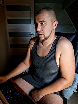 Snapshot of Foxyshaved chatting on 20, 7, 2026 Foxyshaved online show from 20, 7, 2026