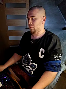 Foxyshaved online show from 16, 3, 2026