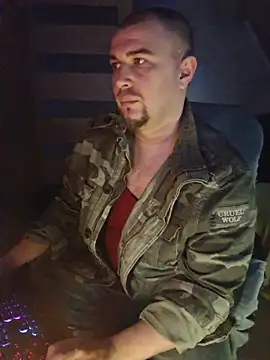 Foxyshaved online show from 3, 3, 2026