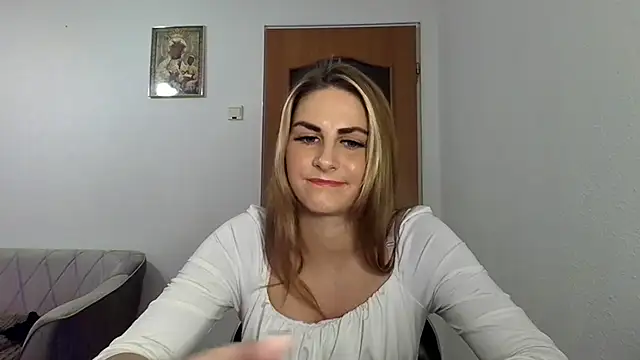 Snapshot of DagmarieFlirt chatting on 11, 2, 2025 DagmarieFlirt online show from 11, 2, 2025