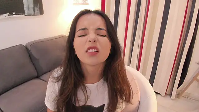 Raychell Black online show from 23, 10, 2025