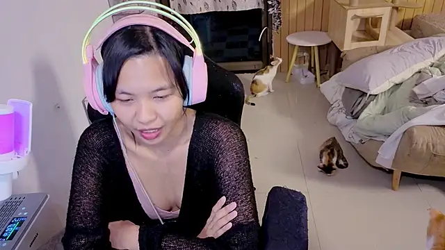 Kana G online show from 19, 11, 2025