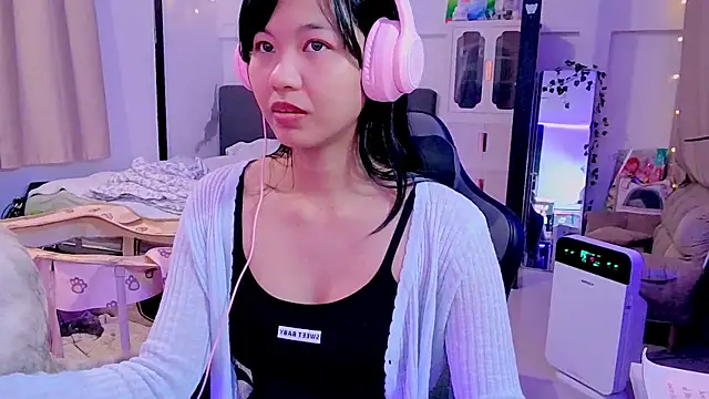 Kana G online show from 7, 3, 2025