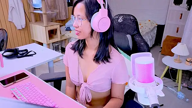 Kana G online show from 9, 4, 2026