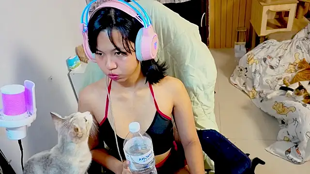 Kana G online show from 5, 11, 2025