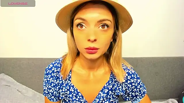  ellen meow  online show from 25, 10, 2025