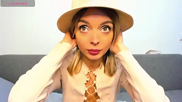  ellen meow  online show from 31, 10, 2025