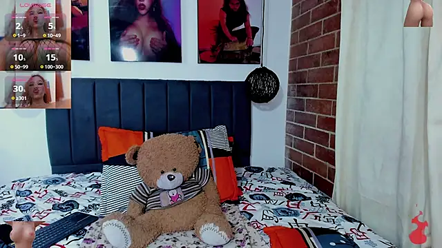 kyliejenner hot online show from 11, 11, 2025