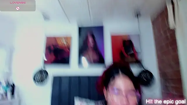 kyliejenner hot online show from 20, 12, 2025