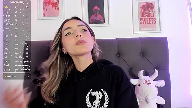 IsadoraGalle  online show from 14, 4, 2026