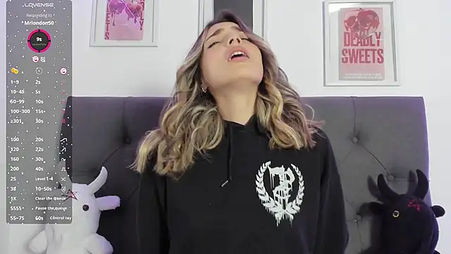 IsadoraGalle  online show from 22, 2, 2026