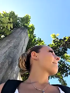 emma4xxx online show from 4, 4, 2026