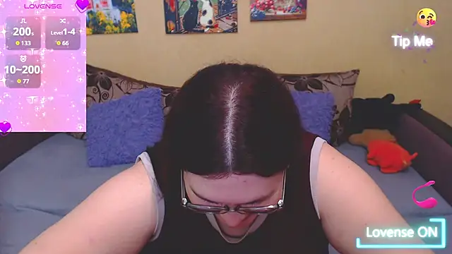 JuliaKeln online show from 18, 5, 2026