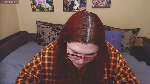 JuliaKeln online show from 22, 4, 2026