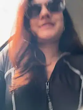 Snapshot of CuteeRose chatting on 26, 5, 2026 CuteeRose online show from 26, 5, 2026