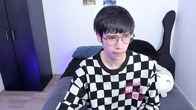 Aventure Twinks online show from 21, 3, 2025