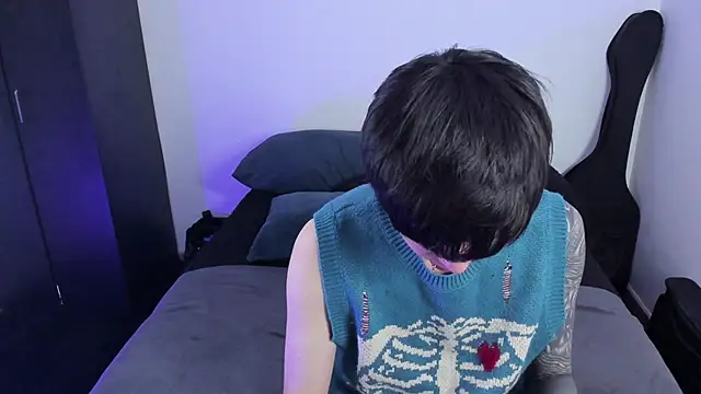 Aventure Twinks online show from 1, 11, 2025