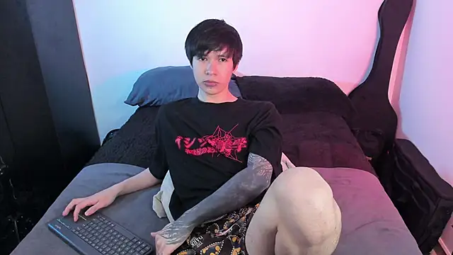 Aventure Twinks online show from 6, 11, 2025