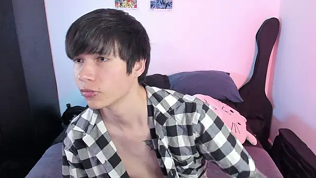 Aventure Twinks online show from 15, 11, 2025