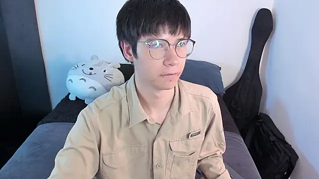 Aventure Twinks online show from 7, 2, 2026