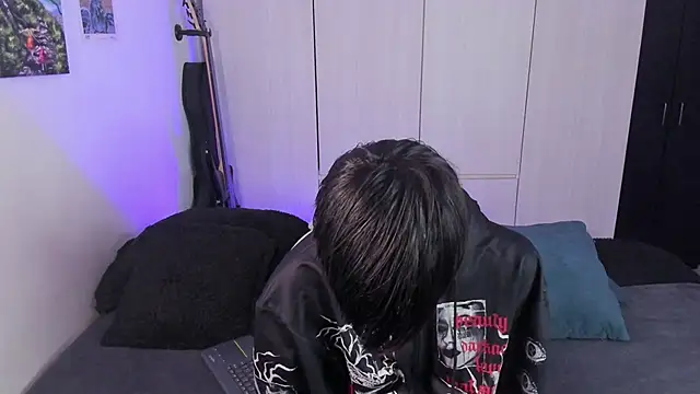 Aventure Twinks online show from 24, 1, 2025