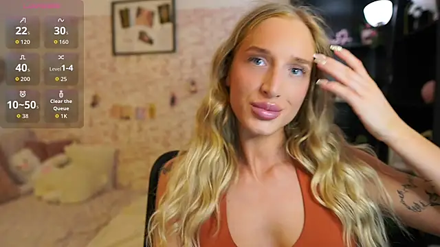 Nicolette  Shea  online show from 22, 9, 2025