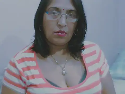 sexy69hotmum online show from 14, 9, 2025