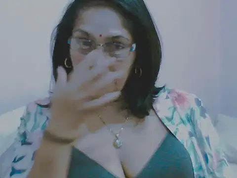 sexy69hotmum online show from 22, 9, 2025