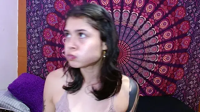 AbbySccott online show from 29, 10, 2025