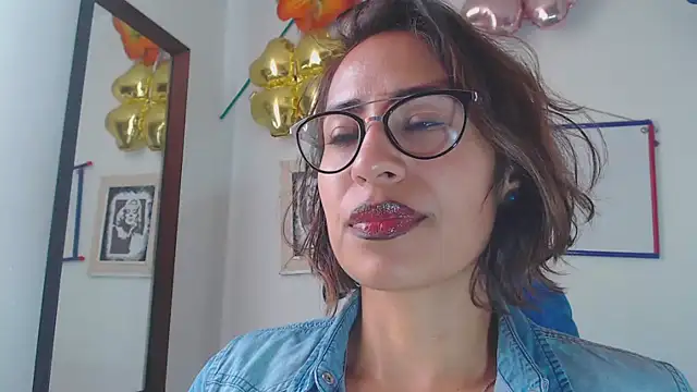 fantasty nylon online show from 8, 2, 2025