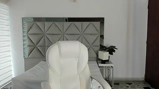 nina pons online show from 8, 10, 2025