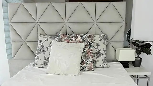 nina pons online show from 5, 11, 2025