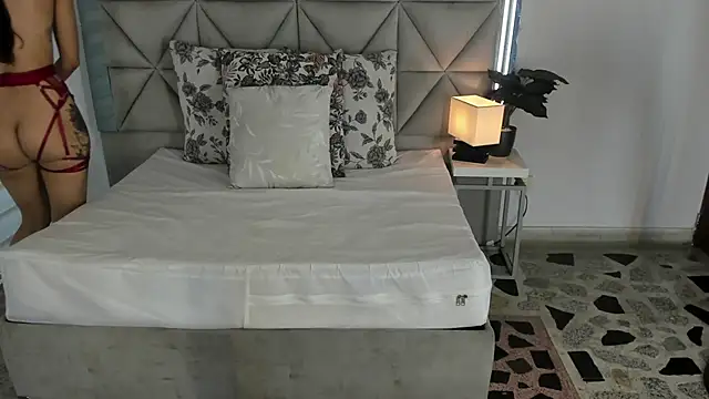 nina pons online show from 11, 10, 2025