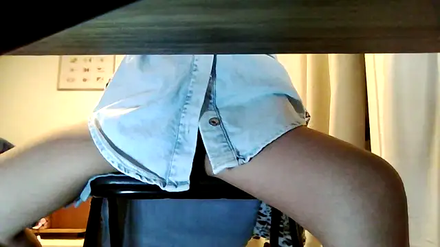 petite-Alondra online show from 1, 2, 2026