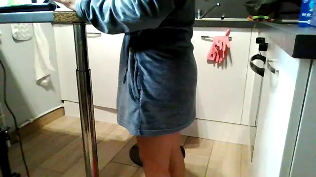 petite-Alondra online show from 7, 2, 2026