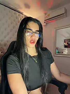 ZarahEvans online show from 5, 2, 2026