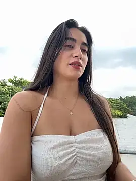 Snapshot of ZarahEvans chatting on 6, 11, 2025 ZarahEvans online show from 6, 11, 2025