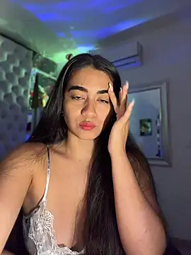 ZarahEvans online show from 4, 5, 2026