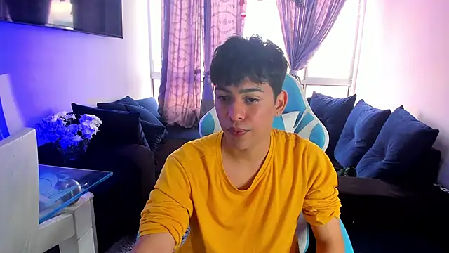 Franco Rizzo  online show from 2, 1, 2025